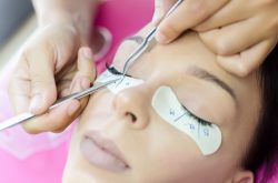 beautiful eyelashes, eyelash extension procedure